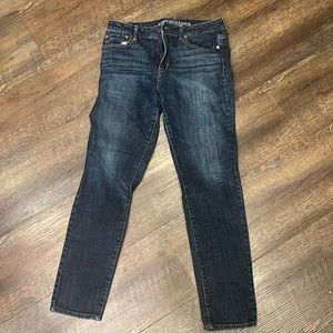 AMERICAN Eagle women’s High Rise Skinny Jeans sz 10 regular